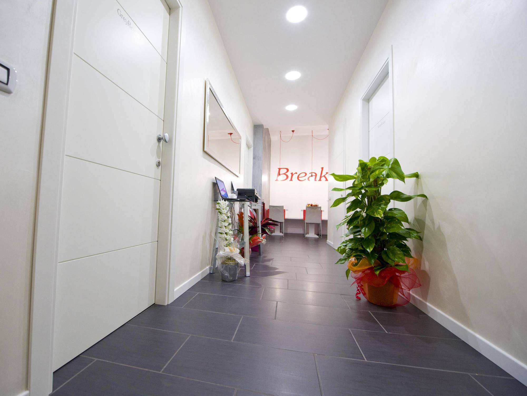 Grey&White Hotel Rome Buitenkant foto